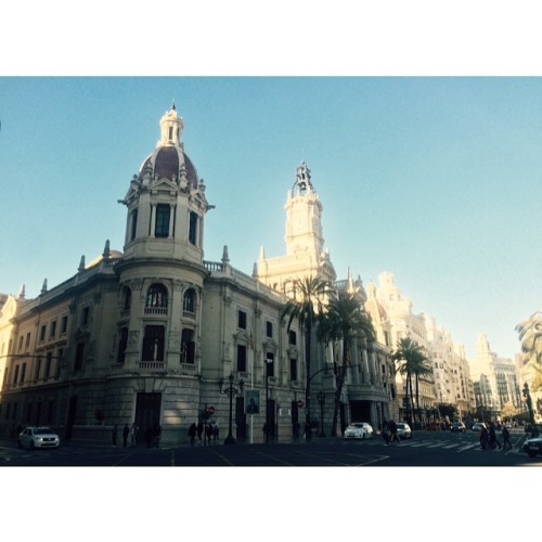 Seungri-Instagram-Updates-from-Valencia-20150104-1.jpg