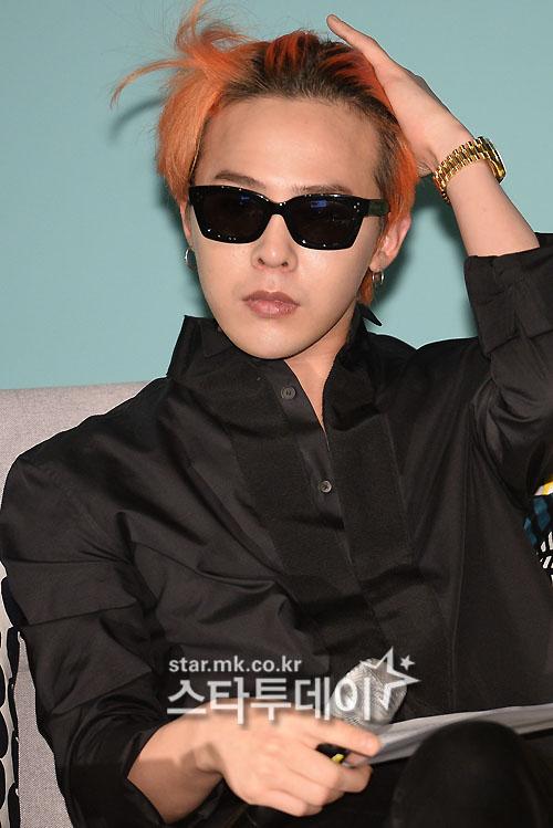 G-Dragon AirBNB Press Conference 2015-08-20 Seoul aaDesignMuseum (9).jpg