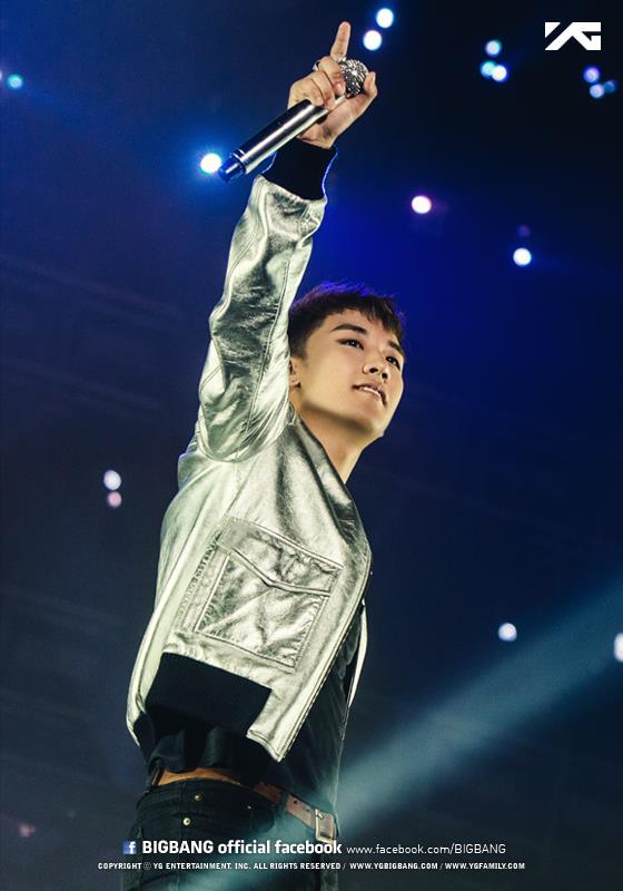 BIGBANG MADE in Shenzhen YG 2015-08-07 (6).jpg