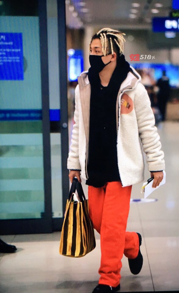 Taeyang Arrival Seoul 2017-01-18 (2)
