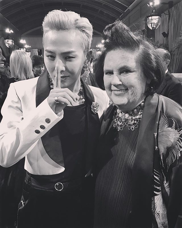 G-Dragon Instagram Dec 7, 2016 5:45am And @suzymenkesvogue