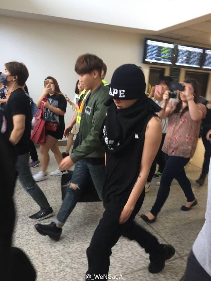 BIGBANG Arrival Melbourne WENGAGA Weibo (6)