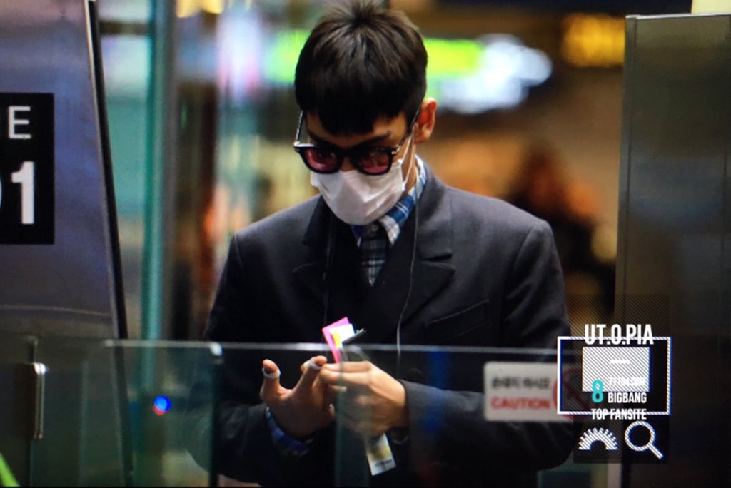 BIGBANG arrival Seoul from Hong Kong 2015-12-03 UTOPIA (3)