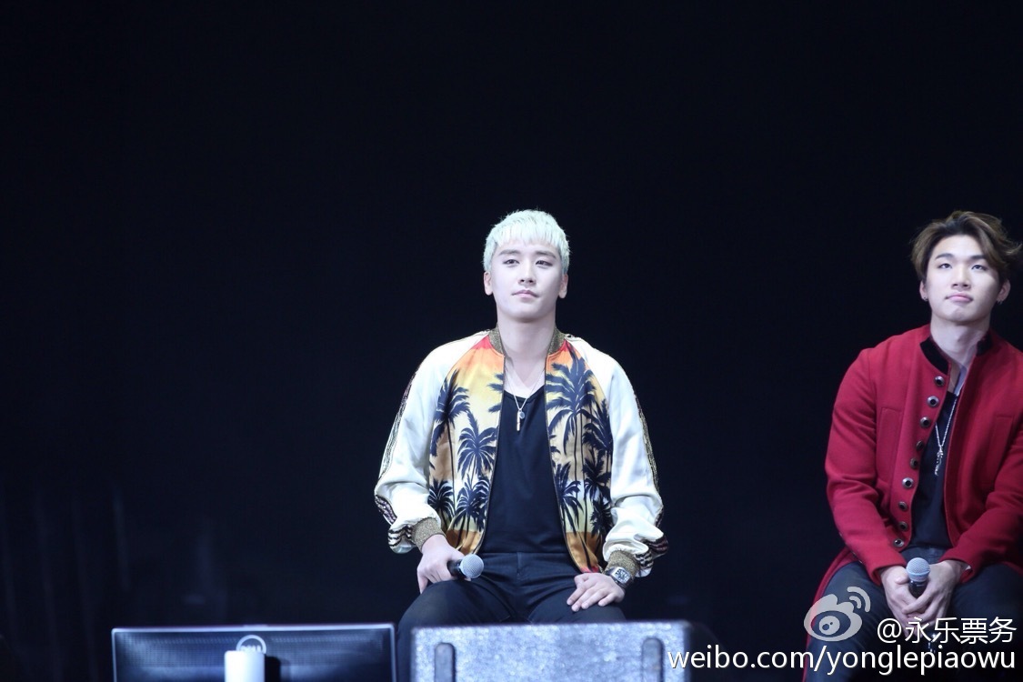 BIGBANG VIP Event Beijing 2016-01-01 Credit On Pic (5)