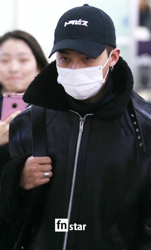 BIGBANG (wout Seungri) Arrival Seoul Gimpo From Beijing 2016-01-02 (31)