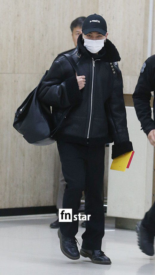BIGBANG (wout Seungri) Arrival Seoul Gimpo From Beijing 2016-01-02 (32)
