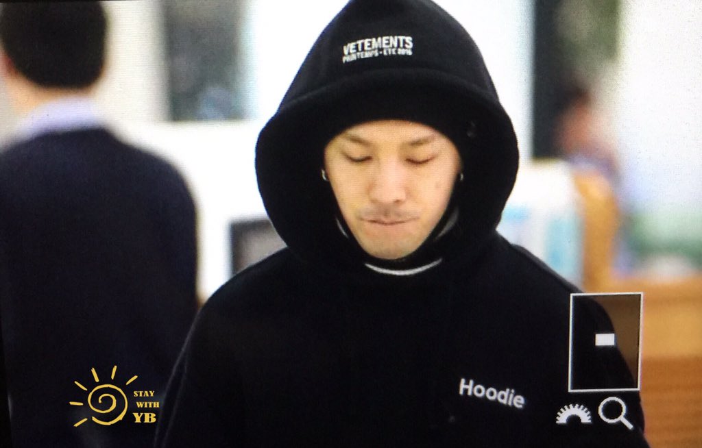 Taeyang Arrival Seoul Gimpo From Tokyo 2016-02-25 (1)