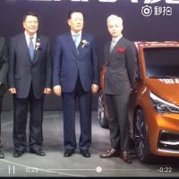 G-Dragon Beijing Motor Show Hyundai 2016-04-25 (11)