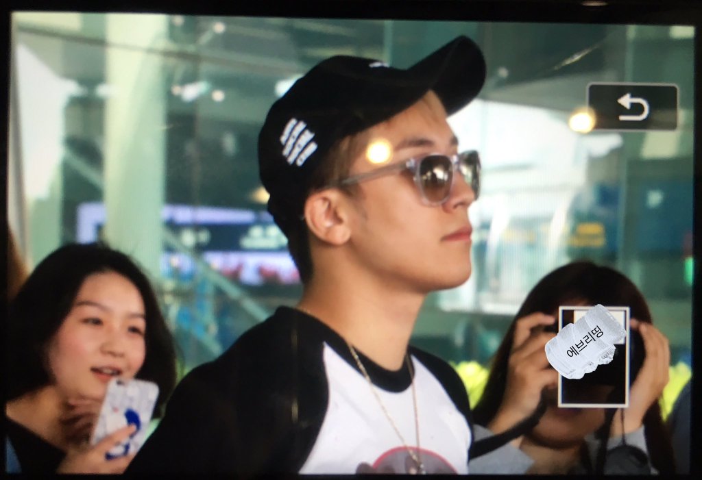 Seungri Arrival Seoul Incheon From Shanghai 2016-05-20 (4)