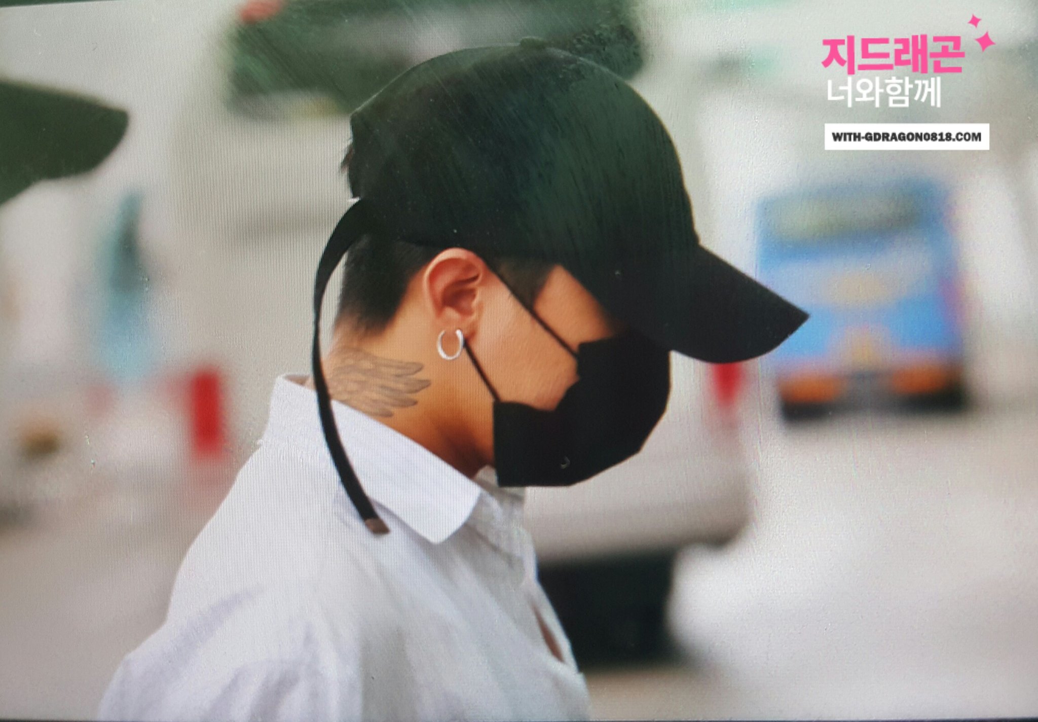 BIGBANG - Incheon Airport - 24jun2016 - With G-Dragon - 02