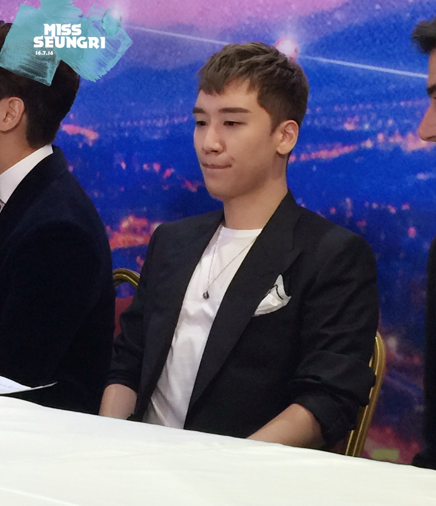 Seungri Press Conference for Chinese Movie 2016-07-16 (17)