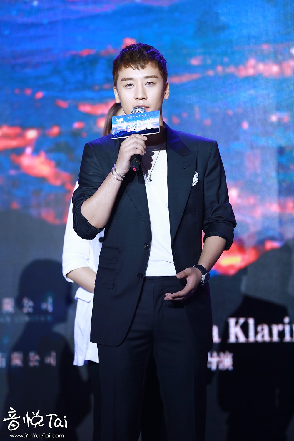 Seungri Press Conference for Chinese Movie 2016-07-16 (35)