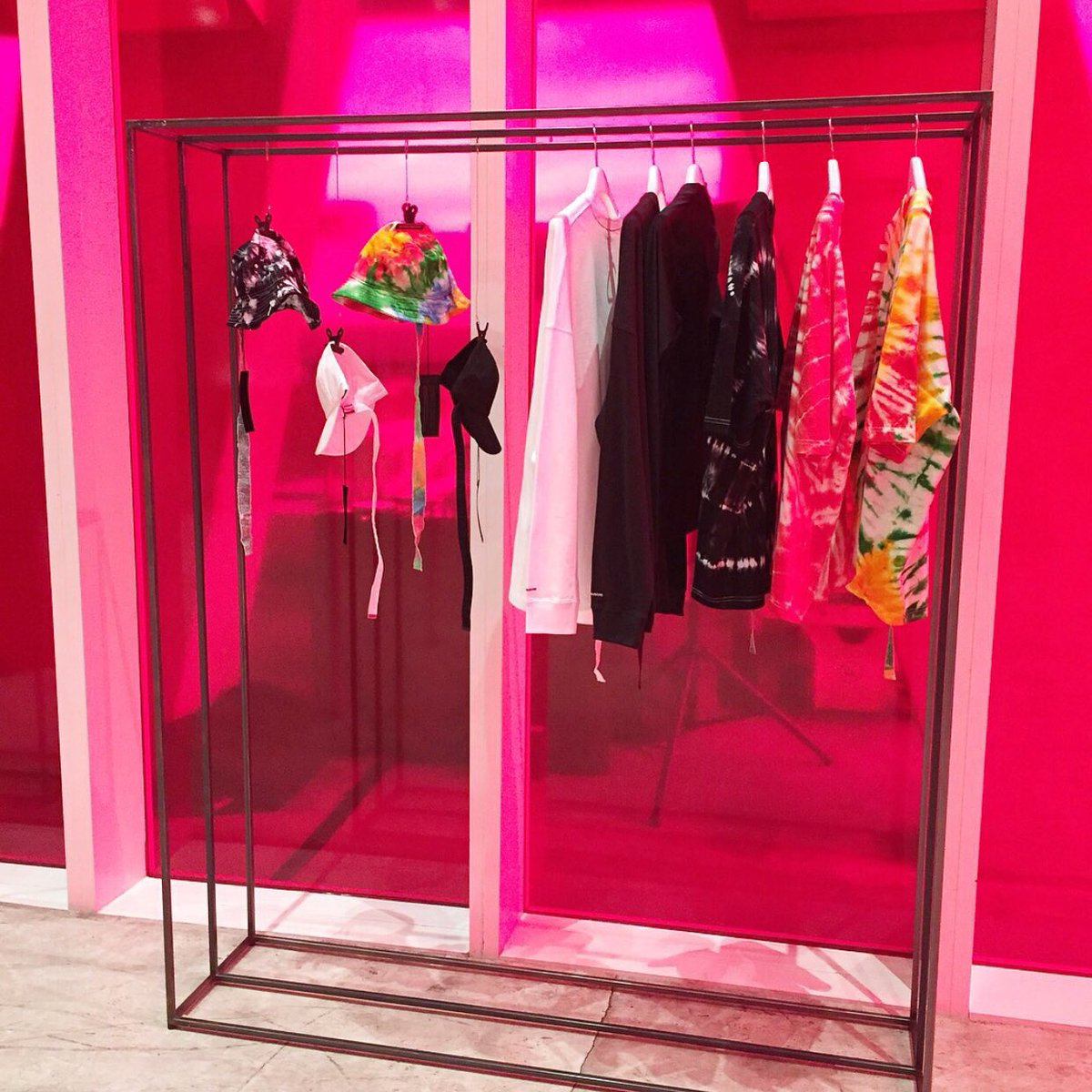 PMO Pop Up Store Miami by vu2yviw (3)